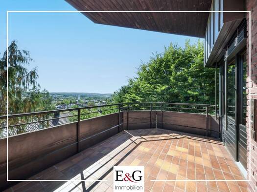 Einfamilienhaus zum Kauf 5,5 Zimmer 221,5 m² 447 m² Grundstück Böblingen Böblingen 71032