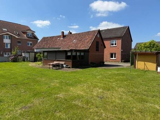 Mehrfamilienhaus zum Kauf 445.000 € 12 Zimmer 264,1 m² 1.403 m² Grundstück Osterwald O. E. Garbsen 30826