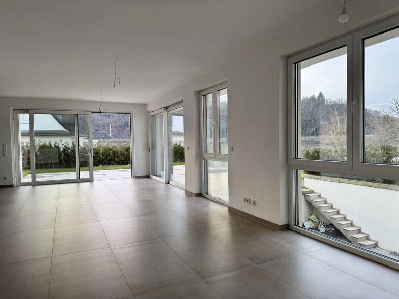 Wohnung zum Kauf provisionsfrei 699.000 € 5 Zimmer 166,8 m² EG Hohenunkel Unkel 53572