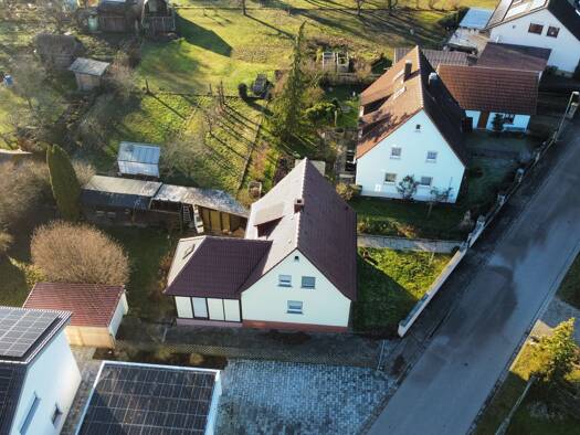 Einfamilienhaus zur Miete 1.000 € 4 Zimmer 105 m² 830 m² Grundstück frei ab sofort Schützenstr. 3 Wiedersbach Leutershausen 91578