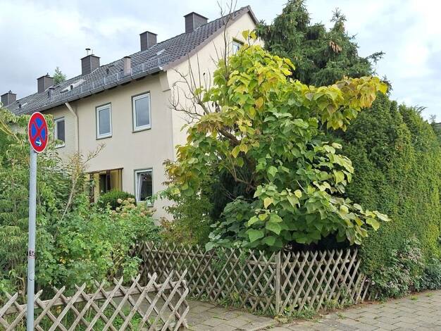 Reihenendhaus zum Kauf 219.000 € 4 Zimmer 88 m² 305 m² Grundstück Basberg Hameln 31787