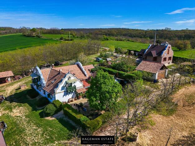Bauernhaus zum Kauf 537.000 € 9,5 Zimmer 360 m² 25.000 m² Grundstück frei ab sofort Igal 7275