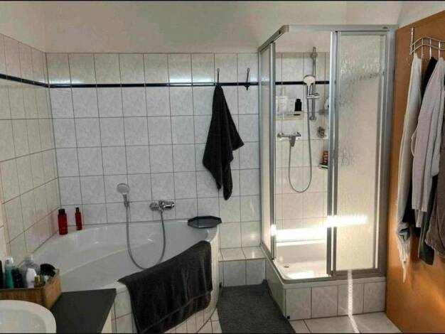Wohnung zur Miete 362 € 2,5 Zimmer 77 m² 4. Geschoss Bernsdorf Bernsdorf 09126