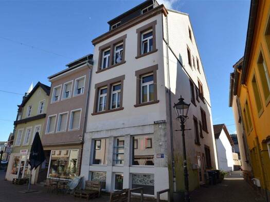 Mehrfamilienhaus zum Kauf 388.000 € 7 Zimmer 150 m² 140 m² Grundstück am Kirchplatz 2 Merzig 66663