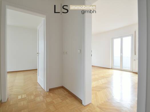 Wohnung zur Miete 960 € 3 Zimmer 78 m² 2. Geschoss Untertürkheim Stuttgart 70327