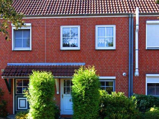 Haus zum Kauf 295.000 € 3 Zimmer 75 m² 145 m² Grundstück Habenhausen Bremen 28279