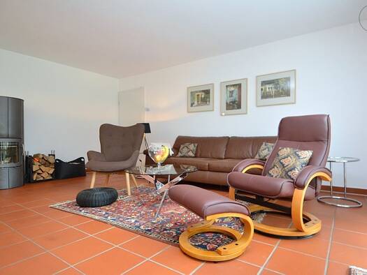 Wohnung zur Miete Wohnen auf Zeit 795 € 2 Zimmer 65 m² frei ab 02.10.2025 Neuhaus Adelsdorf 91325