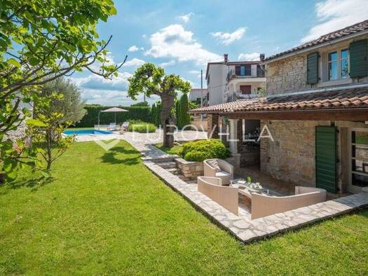 Einfamilienhaus zum Kauf 415.000 € 2 Zimmer 128 m² Vošteni Lovreć 52440