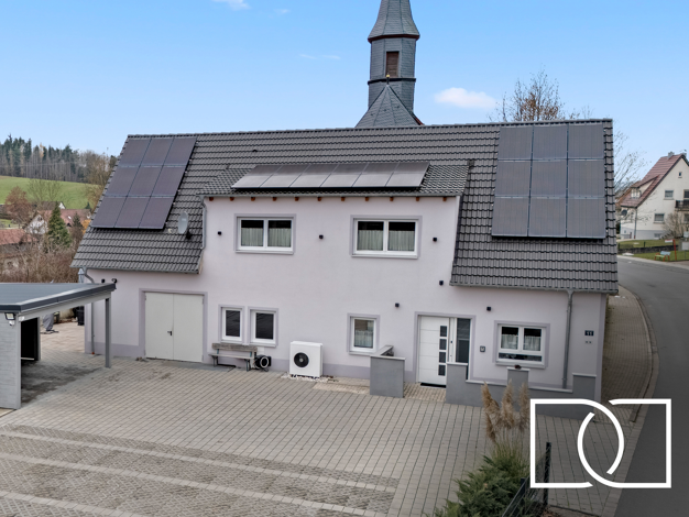 Einfamilienhaus zum Kauf 599.000 € 7 Zimmer 208 m² 904,3 m² Grundstück Lauf Zapfendorf 96199