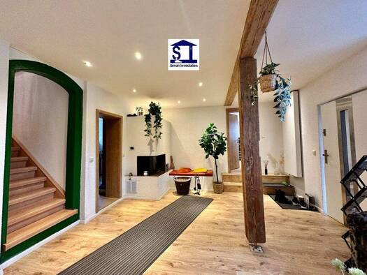 Haus zum Kauf 11 Zimmer 408 m² 1.519 m² Grundstück Hohleborn Floh-Seligenthal / Hohleborn 98593