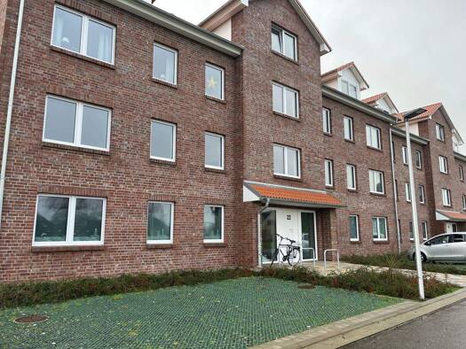 Wohnung zur Miete 930 € 2,5 Zimmer 74 m² 1. Geschoss Lüch Op Garding 25836