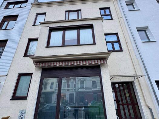 Wohnung zur Miete 950 € 84 m² frei ab sofort Hemmstraße 98 Regensburger Straße Bremen 28215