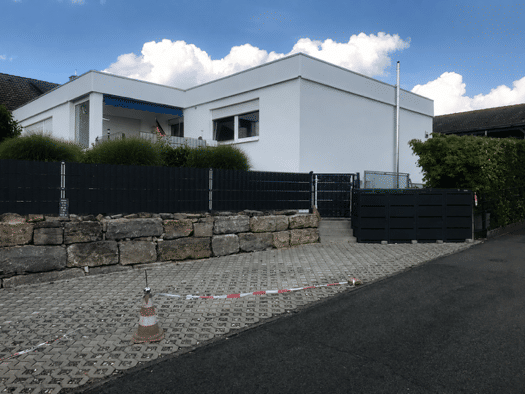 Bungalow zum Kauf 590.000 € 7 Zimmer 190 m² 500 m² Grundstück frei ab sofort Heuchelhof Würzburg 97084