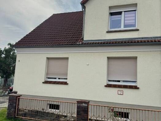 Doppelhaushälfte zum Kauf 124.800 € 6 Zimmer 153 m² 671 m² Grundstück Lauchhammer Lauchhammer 01979