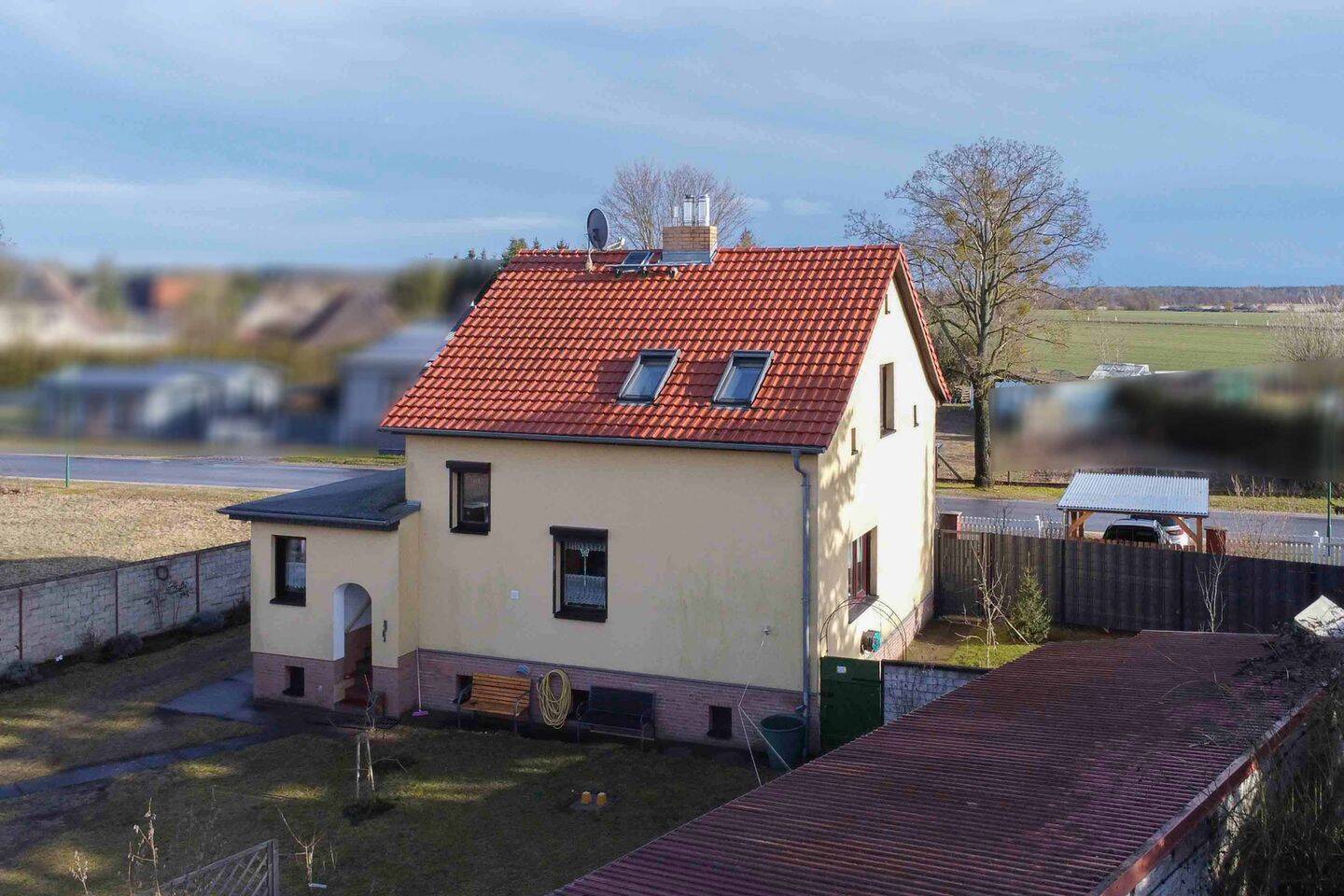 Immobilie in Liebenwalde - Modernisiertes 5-Zimmer-Einfamilienhaus mit Garten, Garage & Carport in Liebenwalde - Bild 3