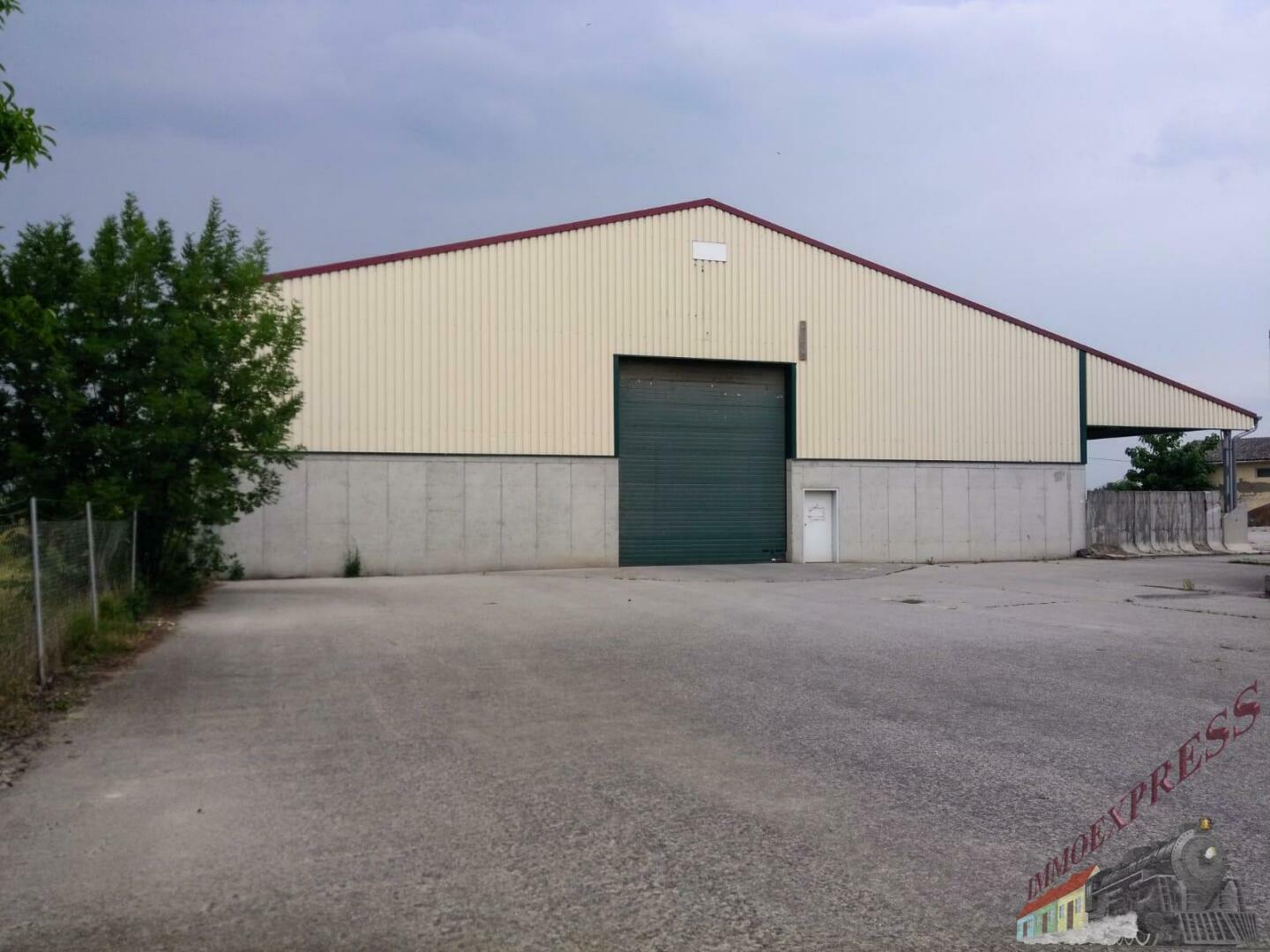 Lagerhalle zum Kauf 1.100.000 € 7.562 m²<br/>Lagerfläche Orth an der Donau 2304