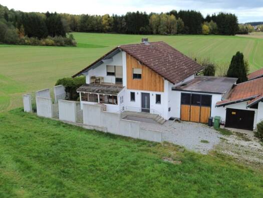 Haus zum Kauf 499.000 € 4,5 Zimmer 152 m² 667 m² Grundstück Untertinsbach Schalkham-Untertinsbach 84175