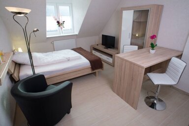 Wohnung zur Miete Wohnen auf Zeit 1.190 € 1 Zimmer 22 m² frei ab 21.12.2024 Kreuzstraße Alt-Hürth Hürth 50354