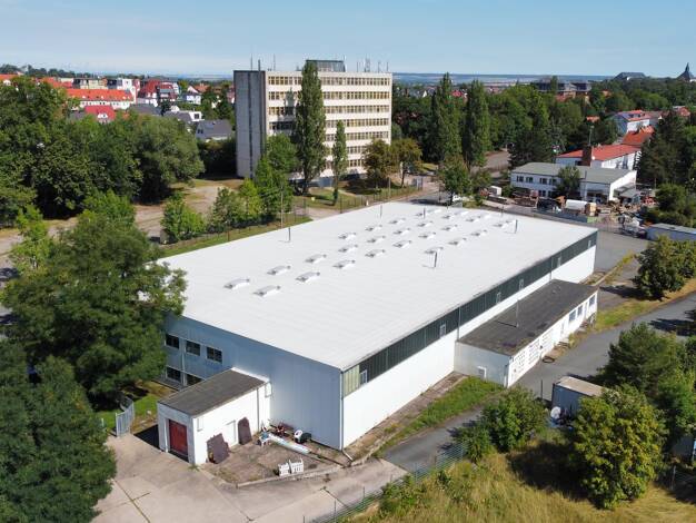 Lagerhalle zum Kauf 2.600 m² Lagerfläche Drik-Kollmar-Straße 5 Uelleben Gotha 99867
