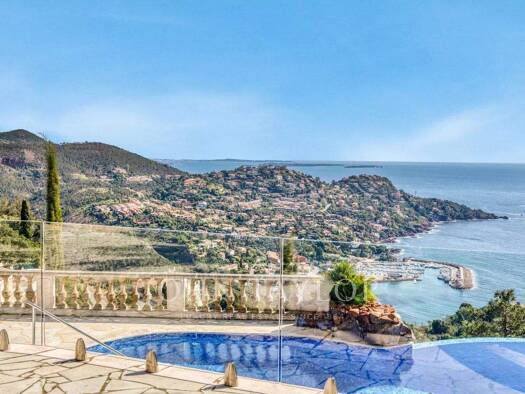 Einfamilienhaus zum Kauf 2.700.000 € 8 Zimmer 268,3 m² 3.487 m² Grundstück Théoule-sur-Mer 06590