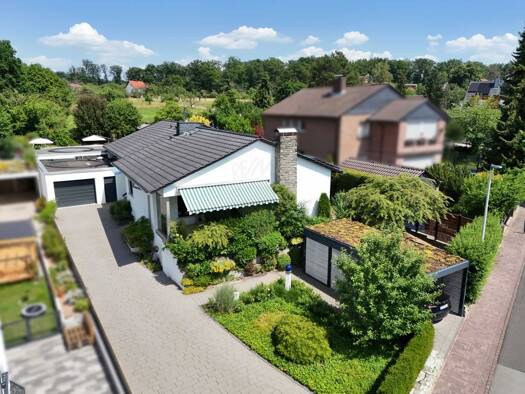 Einfamilienhaus zum Kauf 1.200.000 € 6 Zimmer 265 m² 1.110 m² Grundstück Köppern Friedrichsdorf 61381