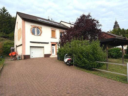 Doppelhaushälfte zum Kauf 140.000 € 5 Zimmer 130 m² 621 m² Grundstück Piesbach Nalbach 66809