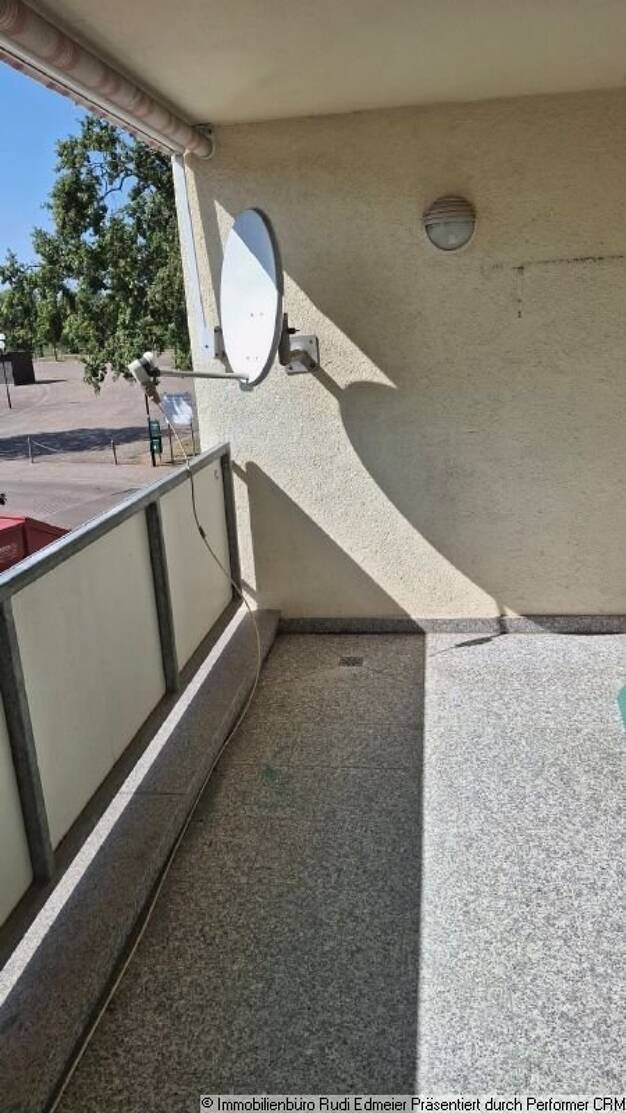 Wohnung zur Miete 550 € 3 Zimmer 70 m² frei ab sofort Marktstr. 18-20 Gröditz Gröditz 01609