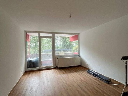 Studio zur Miete 400 € 1 Zimmer 34 m² frei ab 01.11.2026 St Johann Mitte 66121