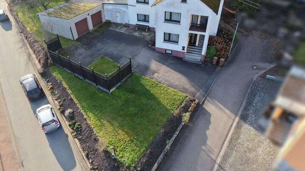 Haus zum Kauf 219.000 € 6 Zimmer 145 m² 758 m² Grundstück Breitenau 56237