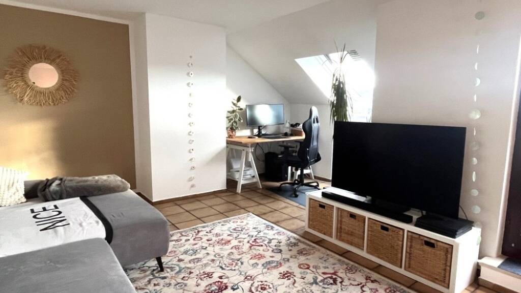 Wohnung zum Kauf 270.000 € 3 Zimmer 87 m² Wintersdorf Zirndorf 90513