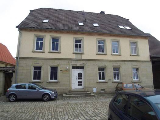 Wohnung zur Miete 400 € 3 Zimmer 67 m² 1. Geschoss Golzen Bad Bibra 06647