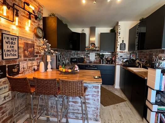 Wohnung zum Kauf 265.000 € 3 Zimmer 82 m² Geschoss 3/3 frei ab 01.09.2026 Untere Mühlengasse 2 b Uerdingen Uerdingen 47829