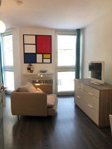 Wohnung zur Miete Wohnen auf Zeit 1.140 € 1 Zimmer 32 m² frei ab sofort Benzenbergstraße Unterbilk Düsseldorf 40219