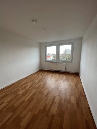 Wohnung zur Miete 430 € 4 Zimmer 75,2 m² 3. Geschoss frei ab sofort Feldstraße 10 Sandersdorf Sandersdorf-Brehna 06792