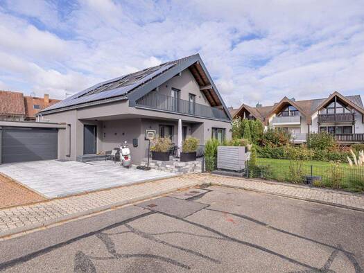 Einfamilienhaus zum Kauf 1.650.000 € 8 Zimmer 238 m² 493 m² Grundstück Reichenbach Waldbronn / Reichenbach 76337