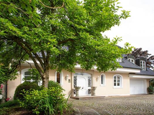 Haus zur Miete 3.000 € 4 Zimmer 175 m² 2.000 m² Grundstück Herdecke 58313