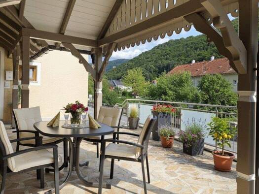 Mehrfamilienhaus zum Kauf 1.200.000 € 15 Zimmer 490 m² 4.450 m² Grundstück Spitz 3620