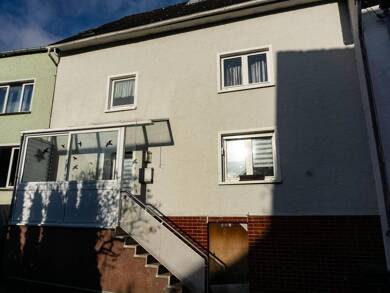 Reihenmittelhaus zum Kauf 99.000 € 4 Zimmer 106 m² 123 m² Grundstück Laufenselden Heidenrod 65321