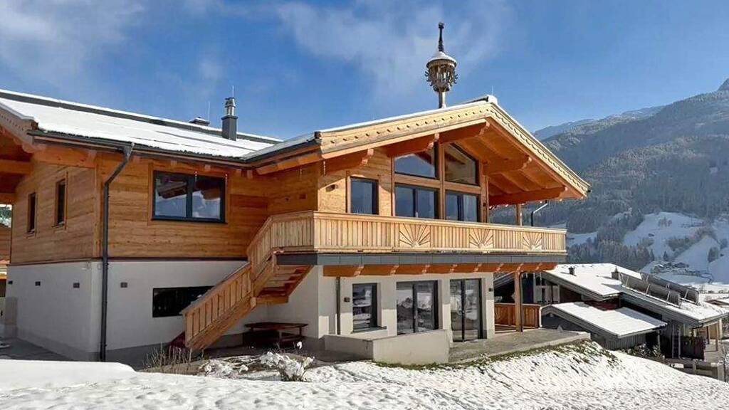 Mehrfamilienhaus zum Kauf 9 Zimmer 320,7 m² 857 m² Grundstück Bramberg am Wildkogel 5733