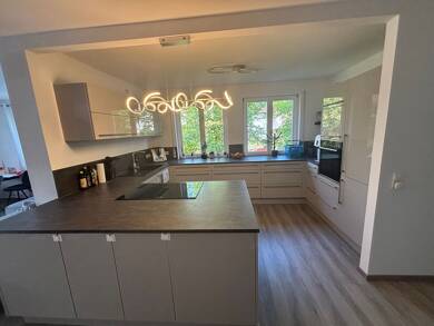 Wohnung zur Miete 1.150 € 2,5 Zimmer 87 m² Geschoss 1/2 Bad Neustadt Bad Neustadt an der Saale 97616
