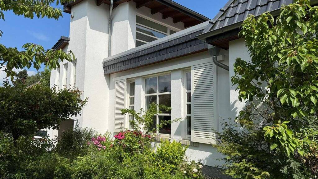 Einfamilienhaus zum Kauf 598.000 € 5 Zimmer 217 m² 1.221 m² Grundstück frei ab sofort Iprump/Varrelgraben Delmenhorst 27751