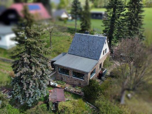 Einfamilienhaus zum Kauf 160.000 € 5 Zimmer 160 m² 1.518 m² Grundstück Wiesa Thermalbad Wiesenbad OT Wiesa 09488