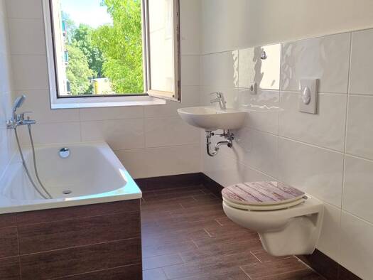 Wohnung zur Miete 700 € 3 Zimmer 70 m² Geschoss 2/4 frei ab 01.10.2026 Wilhelmsdorfer Str 48 Altstadt Brandenburg an der Havel 14776