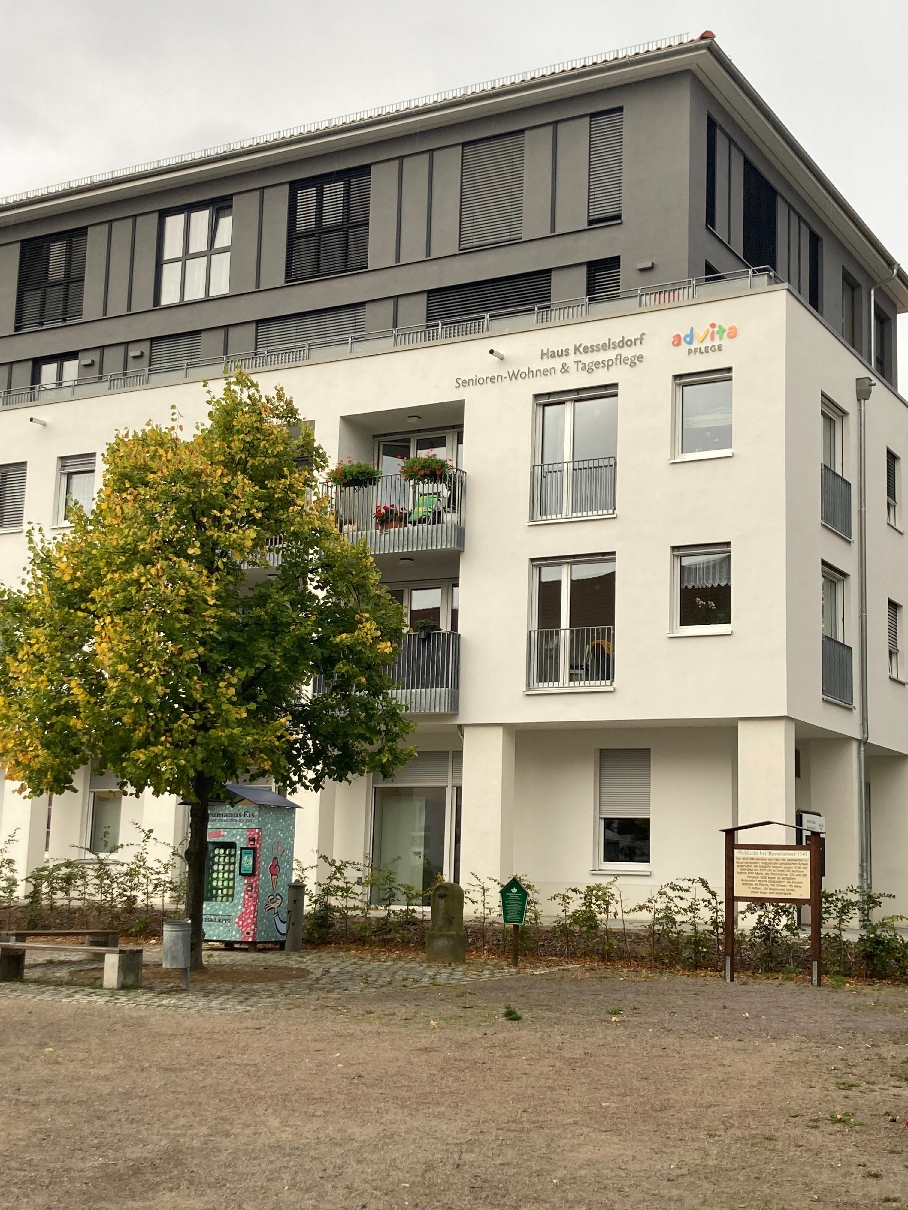 Wohnung zur Miete 441 € 1 Zimmer 30,9 m²<br/>Wohnfläche 2.<br/>Geschoss ab sofort<br/>Verfügbarkeit Kesselsdorf Kesselsdorf / Sachsen 01723