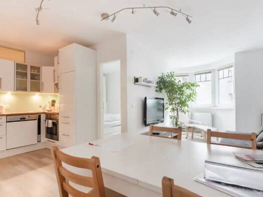 Wohnung zur Miete Wohnen auf Zeit 1.596 € 2 Zimmer 43 m² frei ab sofort Wien 1090