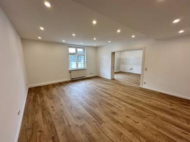Wohnung zur Miete 650 € 2 Zimmer 79,2 m² 3 Geschosse Bad Karlshafen Bad Karlshafen 34385