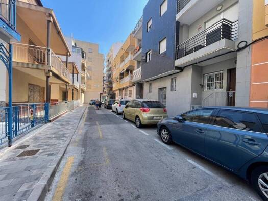 Wohnung zur Miete 3.000 € 2 Zimmer 80 m² 2. Geschoss Torrevieja 03182