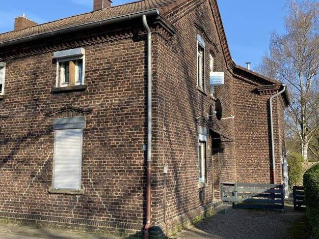 Einfamilienhaus zum Kauf provisionsfrei 199.000 € 5,5 Zimmer 96,3 m² 626 m² Grundstück Schlägelstr. 14 a Katernberg Stadtbezirk VI 45327