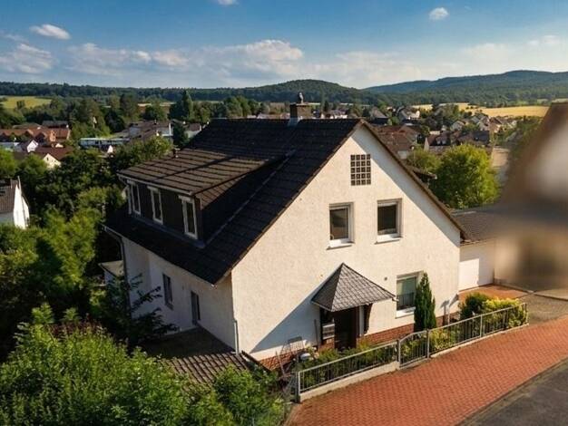 Mehrfamilienhaus zum Kauf 359.000 € 8 Zimmer 199,8 m² 842 m² Grundstück Heckershausen Ahnatal 34292
