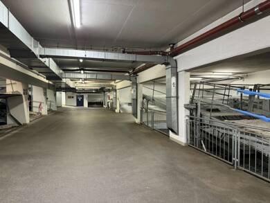 Tiefgarage zur Miete provisionsfrei 20 € Spiegelstraße 27 Bahnhofsvorstadt Zwickau 08056